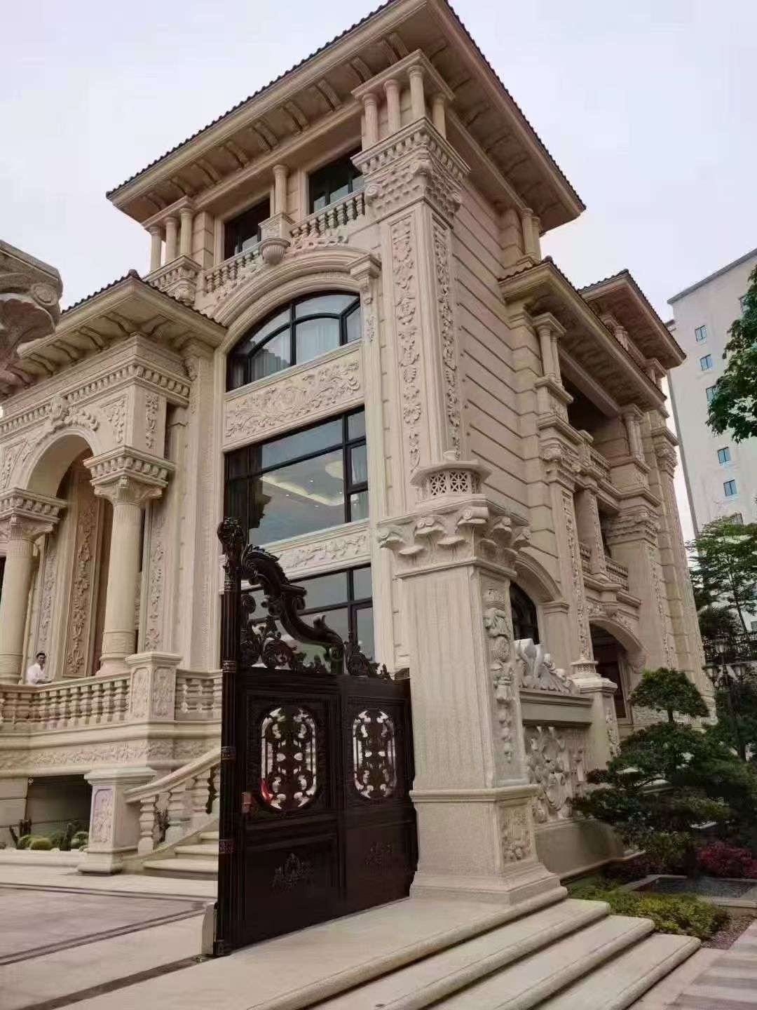 江西黄金麻别墅外墙异形定制