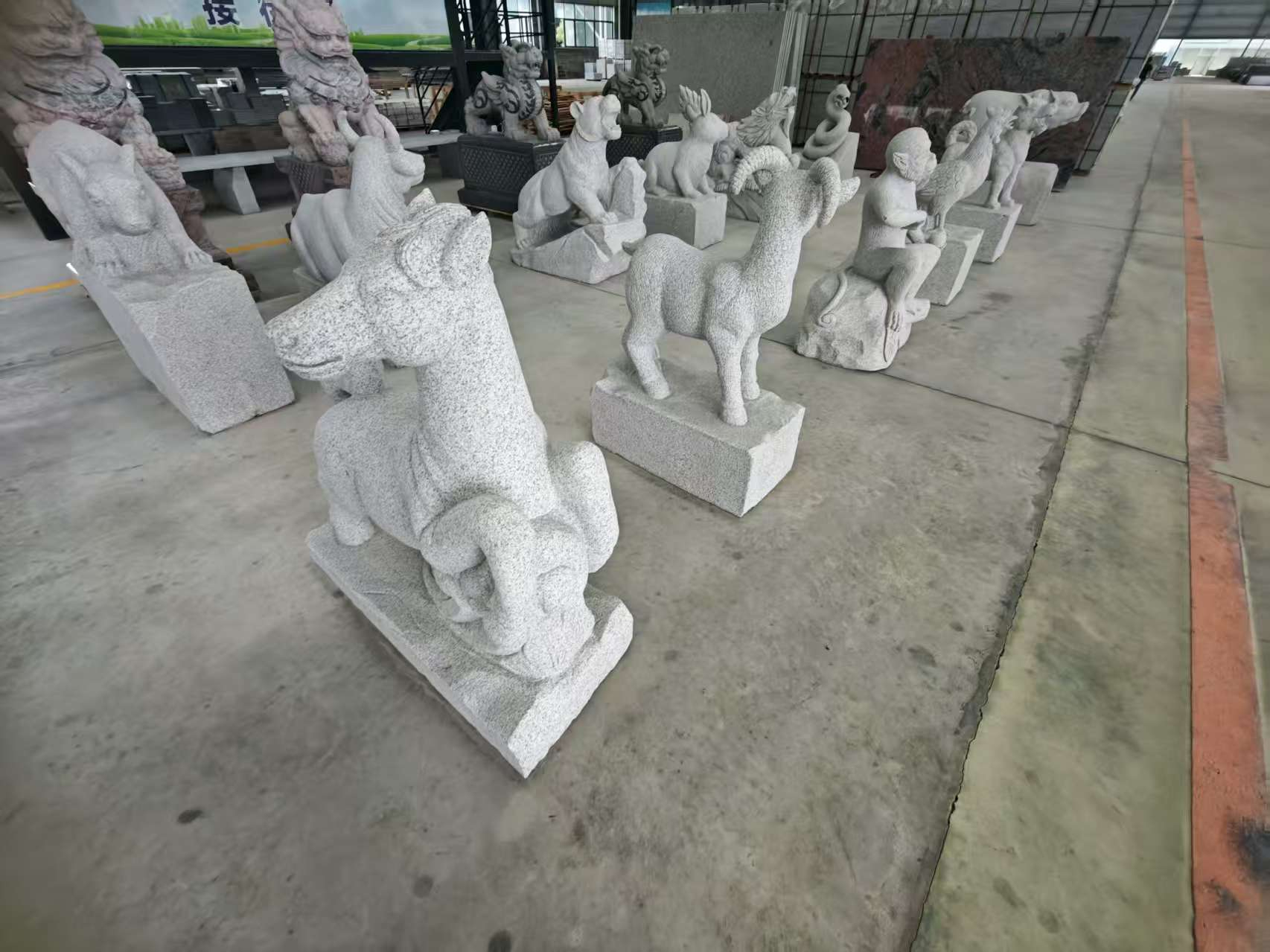 江西芝麻白雕刻 十二生肖 异形雕刻